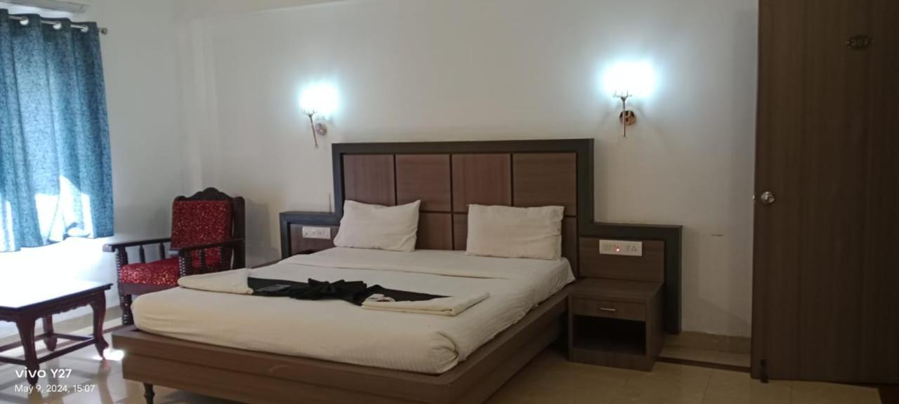 Mount Heera Hotel Chennai Exterior photo