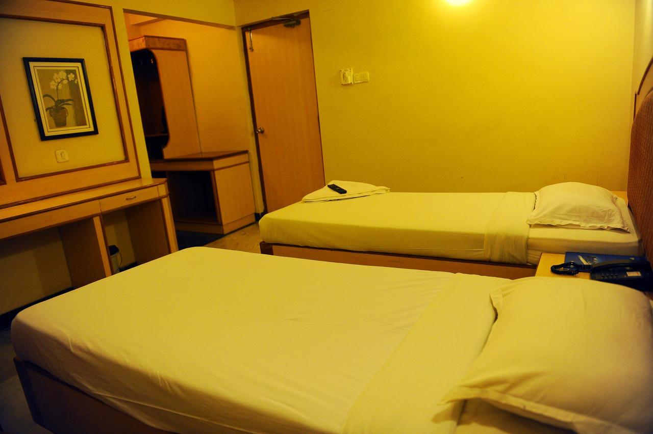 Mount Heera Hotel Chennai Exterior photo